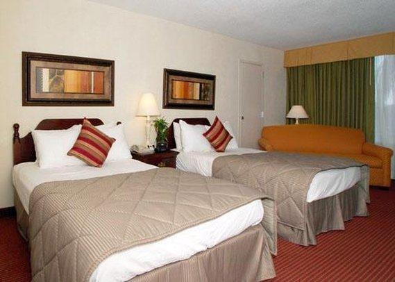 Clarion Hotel Fort Myers Szoba fotó